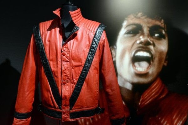 Thriller của Michael Jackson là chiếc áo da được đánh giá là đắt nhất trong lịch sử